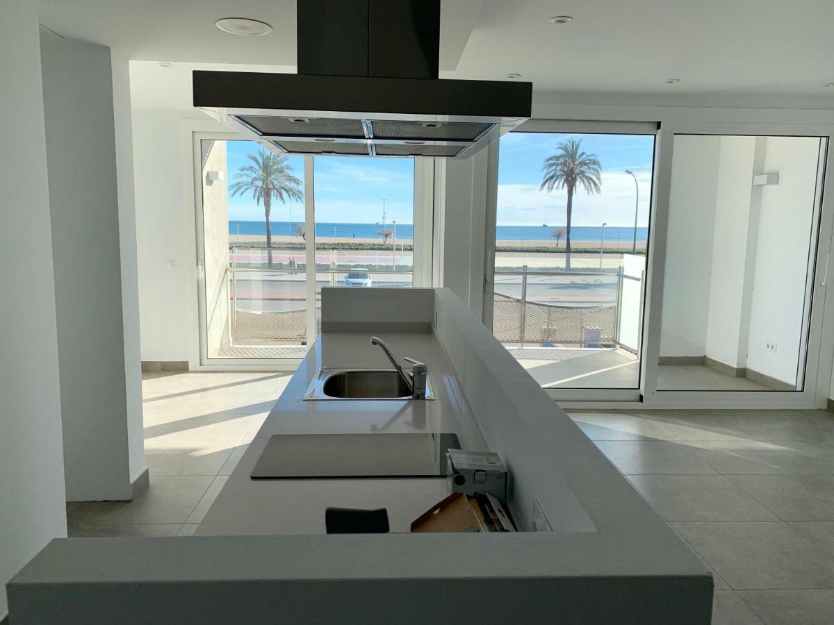 Edifici Valeria Lägenhet Empuriabrava Exteriör bild