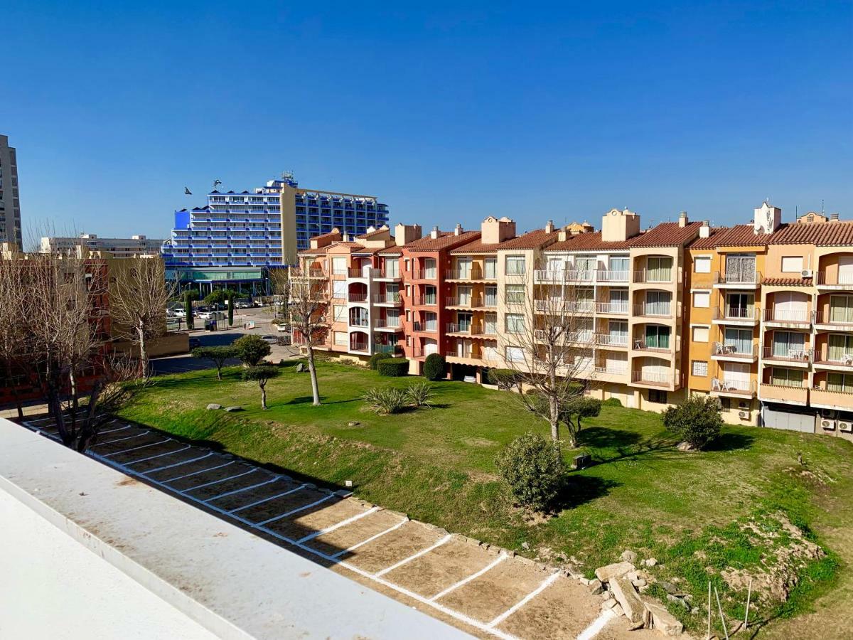 Edifici Valeria Lägenhet Empuriabrava Exteriör bild